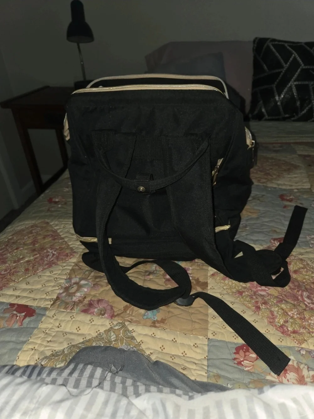 Momigo black insulated